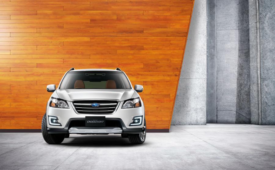  Subaru Exiga Crossover 7 2015 года  (фото 4 из 11)